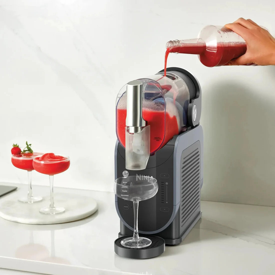 64 0z Professional Smoothie & Frozen Drink Maker